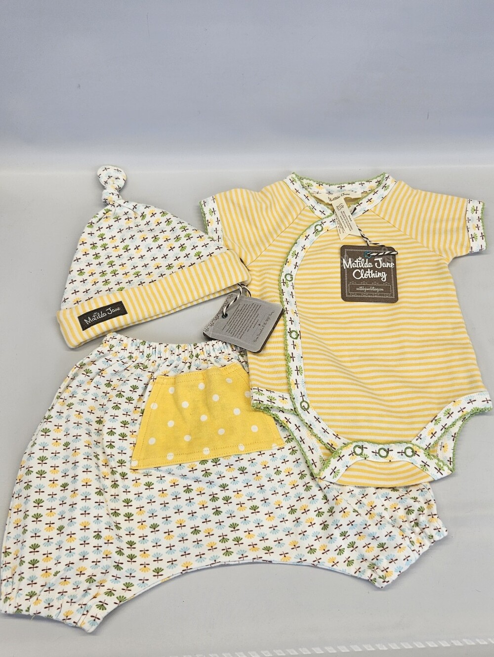 Matilda Jane 3pc Set Yellow Bodysuit Pants Hat 0-3 Months Baby Unisex Gift